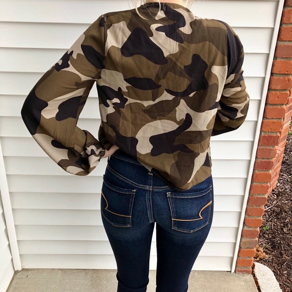 NWT Lace-up Camo Blouse - Picture 2 of 6